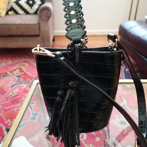 NEW ❤️ Florian London Black Croc Embossed Bucket Crossbody / Wristlet (P…